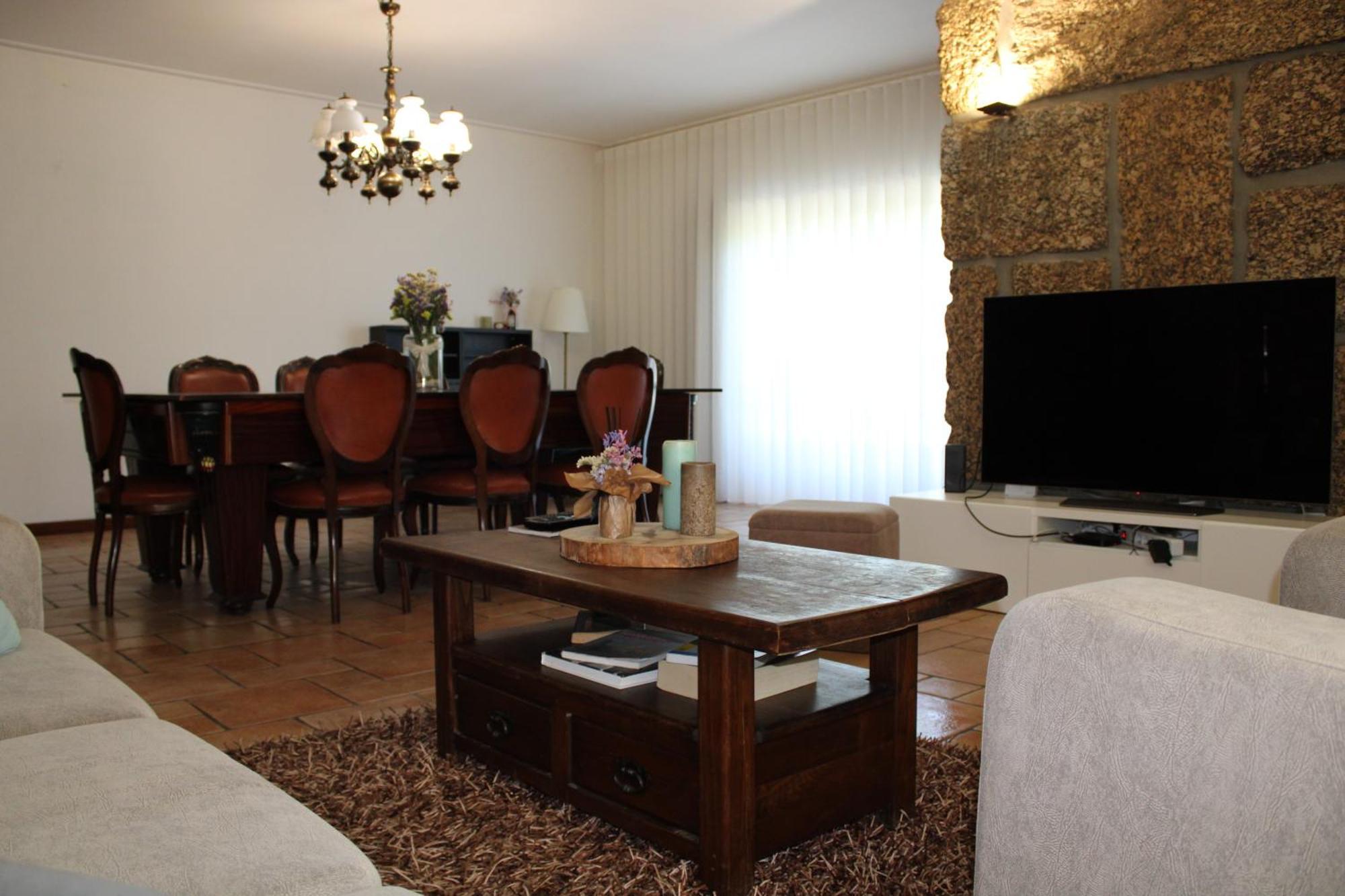 The Oak'S Wolf-Country House Fafe Zewnętrze zdjęcie