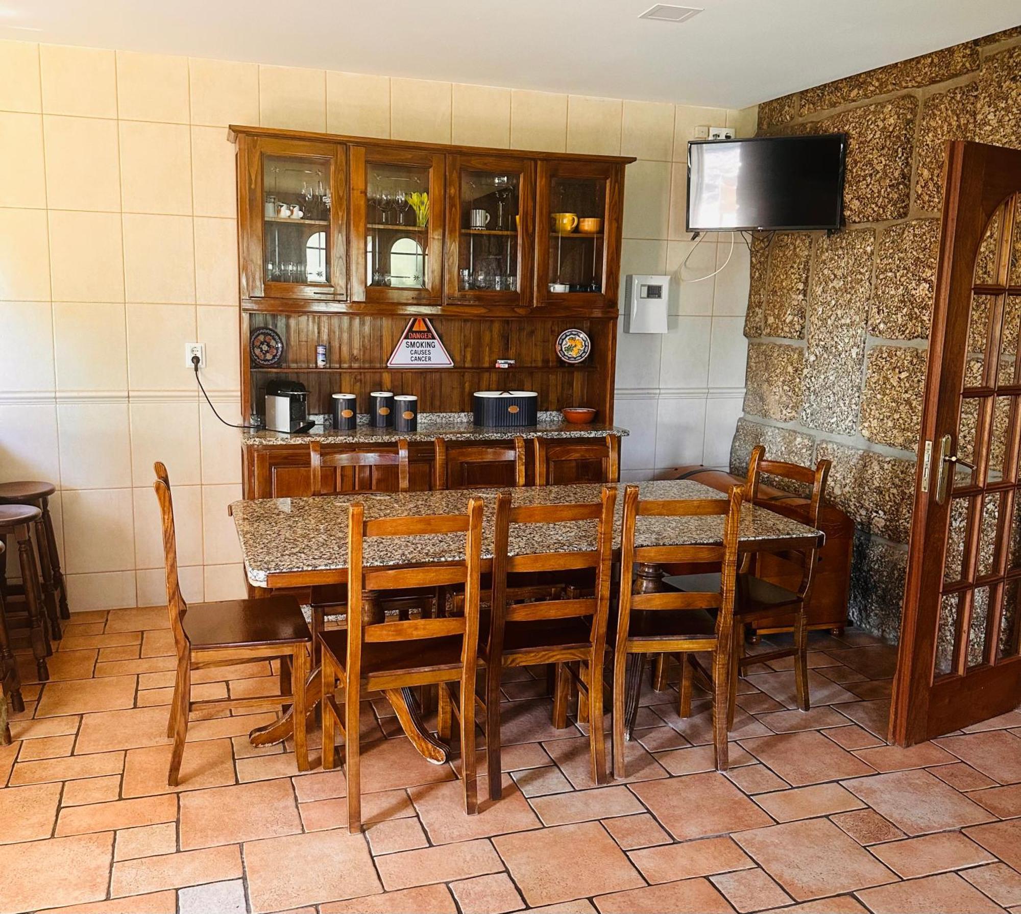 The Oak'S Wolf-Country House Fafe Zewnętrze zdjęcie